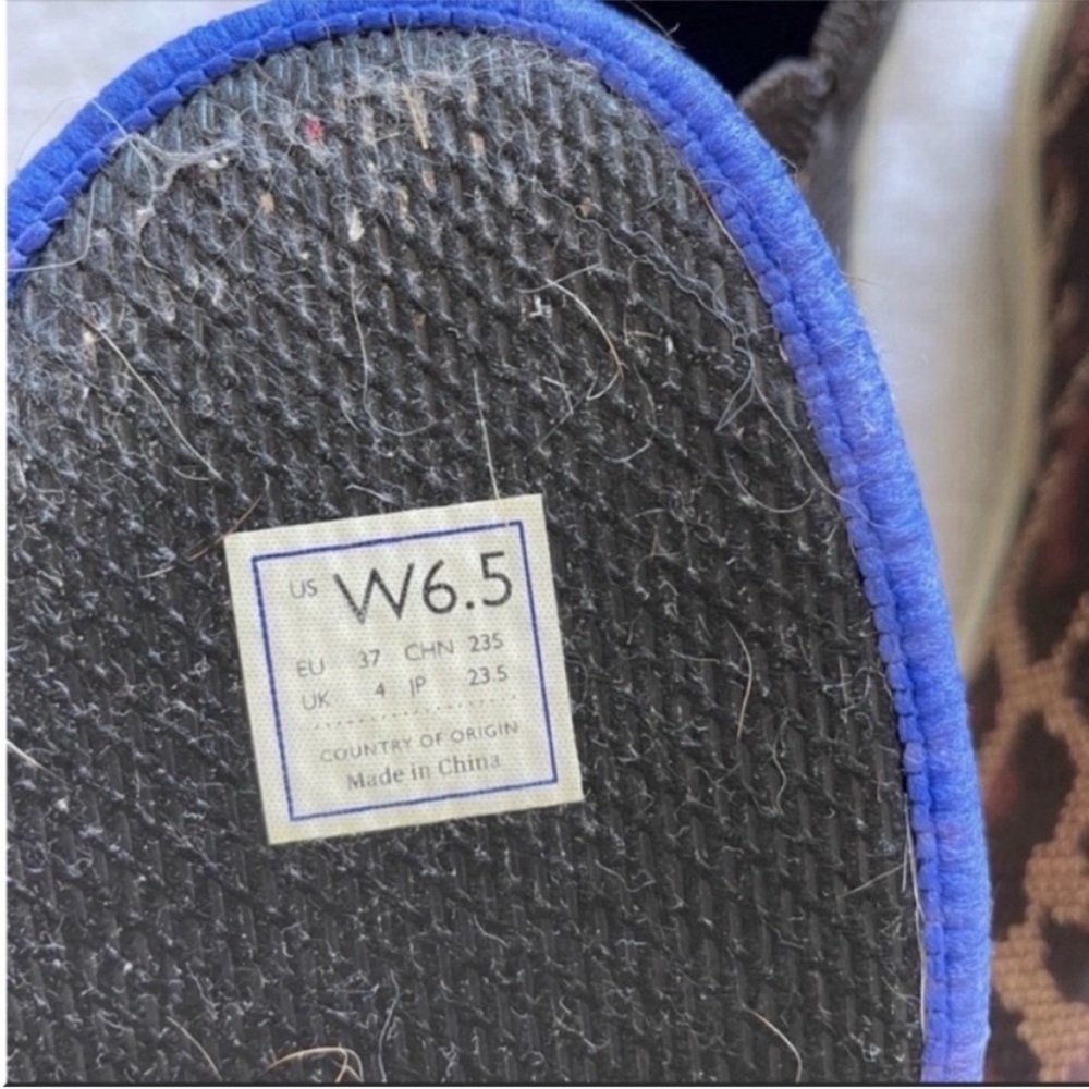 Rothys Limited Edition Wildcat Print Chelsea Boots - Picture 7 of 9
